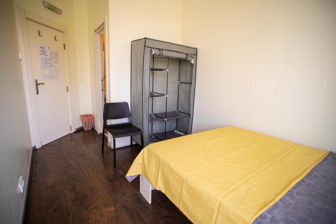 All In Hostel Belgrad Exterior foto