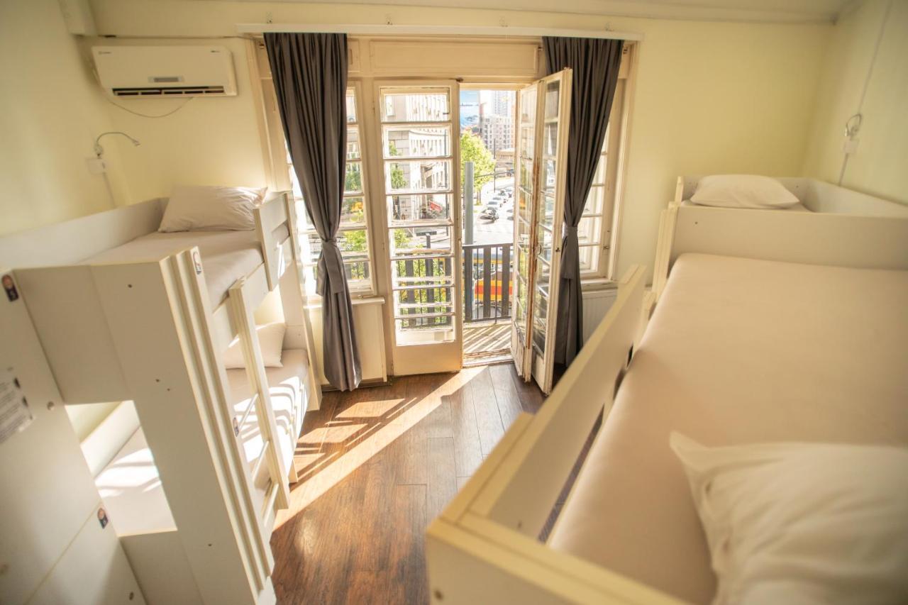 All In Hostel Belgrad Exterior foto